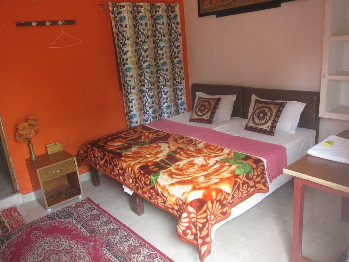 Kedar Guest House -Feel At Home Варанасі Екстер'єр фото